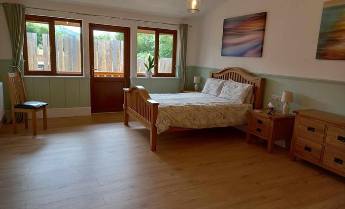 Hawthorn, Mid Wales Lodges